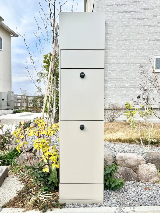 ���̑��@�\�D�E�C���^�[�z���E�|�X�g�E��z�a�n�w���ЂƂɏW��B�G���g�����X�ɂȂ��ރV���v���f�U�C���B