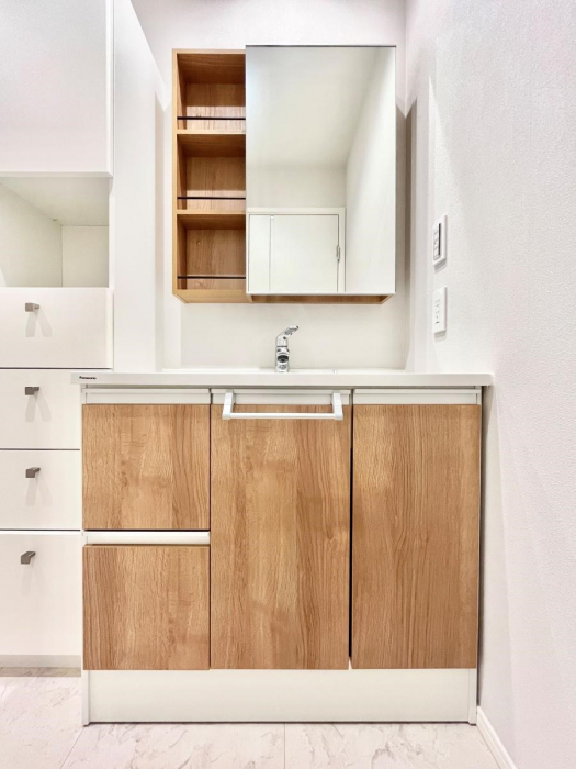 ���ʑ�E���ʏ��@�������̂�����K��Ԃł��B�����̐g�x�x���C�����ǂ����g�������܂��B 