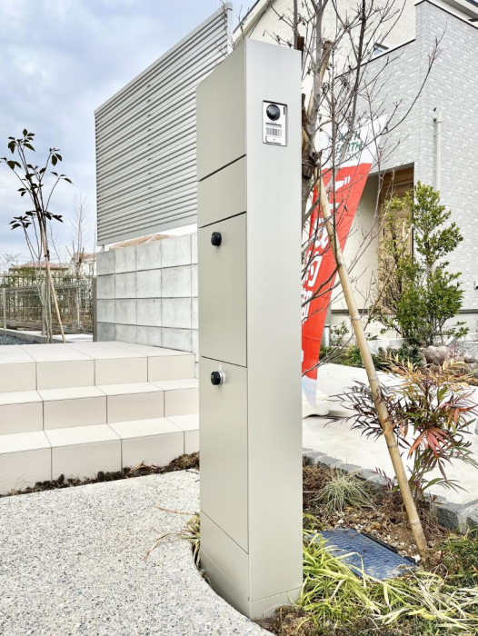 ���̑��@�\�D�E�C���^�[�z���E�|�X�g�E��z�a�n�w���ЂƂɏW��B�G���g�����X�ɂȂ��ރV���v���f�U�C���B