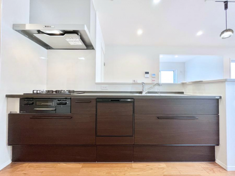 �L�b�`���@�������������I�ɁA�y�����I�V�X�e���L�b�`��  