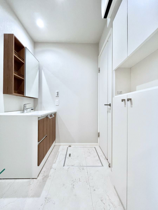 ���̑��@�������̂�����K��Ԃł��B�����̐g�x�x���C�����ǂ����g�������܂��B 