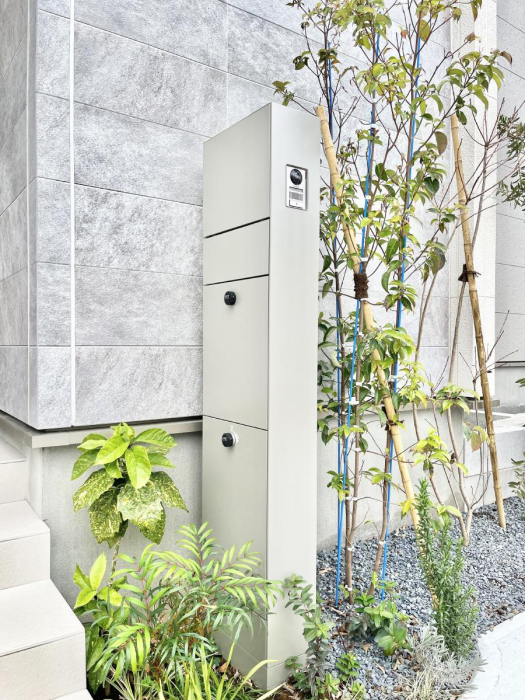 ���̑��@�\�D�E�C���^�[�z���E�|�X�g�E��z�a�n�w���ЂƂɏW��B�G���g�����X�ɂȂ��ރV���v���f�U�C���B