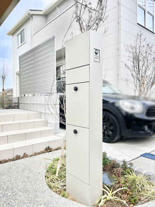 ���̑��@�\�D�E�C���^�[�z���E�|�X�g�E��z�a�n�w���ЂƂɏW��B�G���g�����X�ɂȂ��ރV���v���f�U�C���B