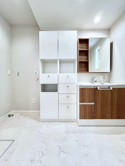 ���ʑ�E���ʏ��@�傫�����₷���O�ʋ��Ő�����������ʑ�́A�g�����Ȃ݃`�F�b�N�┧�̂������ɂ������߂ł��B 