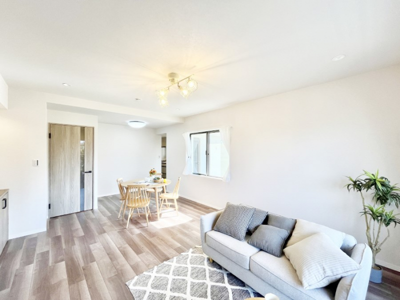 ���̑����ρ@�Ƒ������R�ƏW�܂�e���̃X�y�[�X�ɂȂ肻��