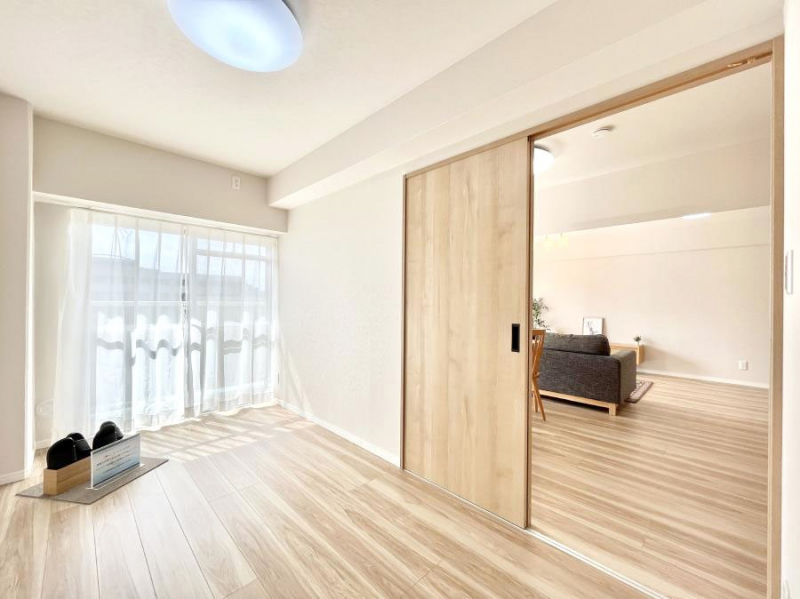 ���̑����ρ@�o���R�j�[���J�������v���X���Ă����m��  