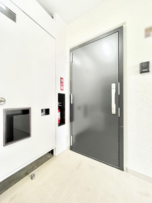 ���ց@�V���v���ŗ������������͋C�̌��֎��� 