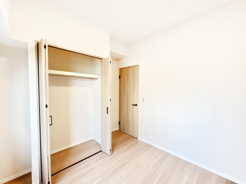 �Q���@�g���₷���`�Ńx�b�g��Ƌ�̒u�����ɂ����邱�Ƃ�����܂���B   