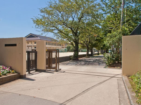 ���ӊ��@���w�Z 2209m �s��s����ꒆ�w�Z