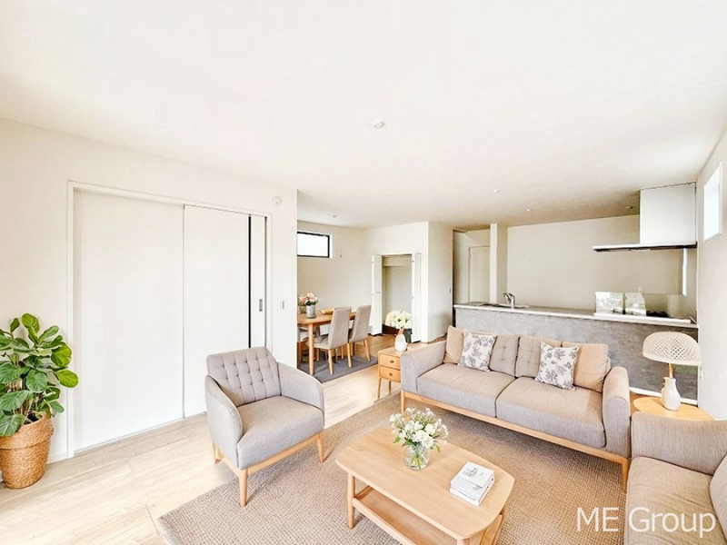 ���r���O�@���Ƒ��̓��₩�Șb�����ŕ�܂�閾�邢���r���O  ���Ƌ��CG�ł��@