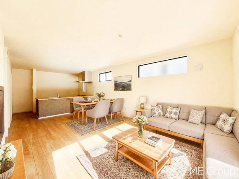 ���r���O�@�������������͋C�̂k�c�j�͉Ƒ��݂�Ȃ̉��K��ԁ��Ƌ��CG�ł�