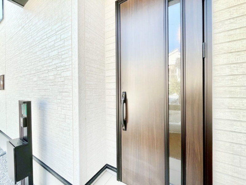 ���ց@��؂ȉƑ��A���q���o�}���錺�ցB