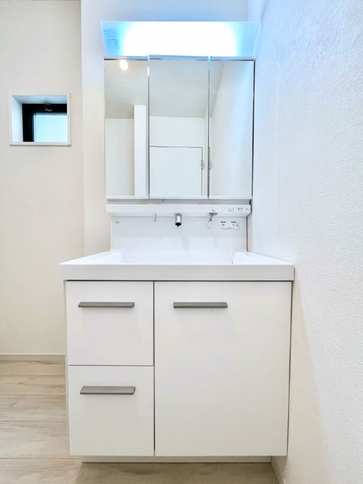 ���ʑ�E���ʏ��@�傫�����₷���O�ʋ��Ő�����������ʑ�́A�g�����Ȃ݃`�F�b�N�┧�̂������ɂ������߂ł��B 