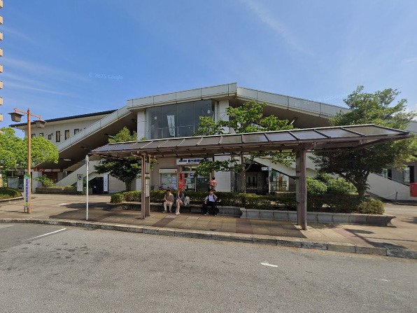 ���ӊ��@�w 800m ���q�w