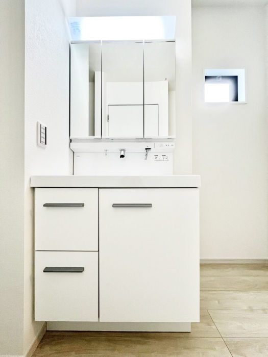 ���ʑ�E���ʏ��@���[�͂Ƌ@�\���ɗD�ꂽ���ʉ��ϑ�