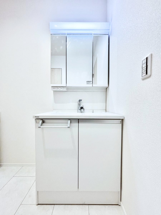 ���ʑ�E���ʏ��@�傫�����₷���O�ʋ��Ő�����������ʑ�́A�g�����Ȃ݃`�F�b�N�┧�̂������ɂ������߂ł��B 