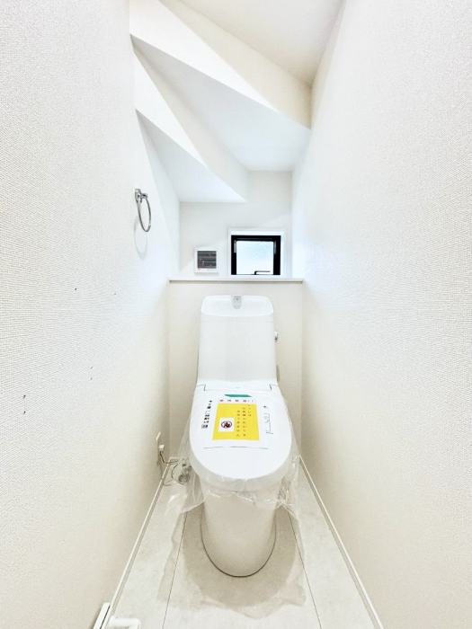 �g�C���@�E�H�V�����b�g�t���g�C����1�K��2�K���ꂼ��ɔz�u����Ă��ĂƂĂ��֗��ł��B 