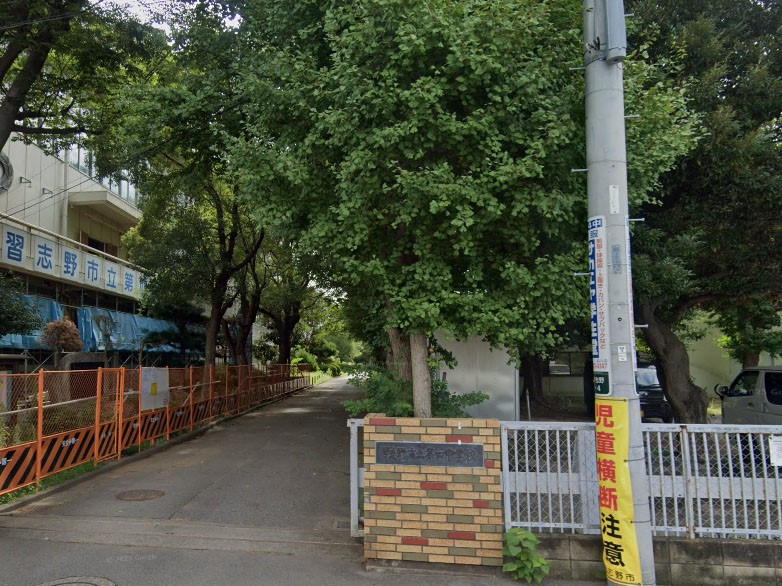 ���ӊ��@���w�Z 1600m �K�u��s����l���w�Z