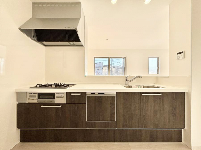 �L�b�`���@�������������I�ɁA�y�����I�V�X�e���L�b�`��  �@