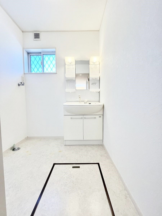 ���ʑ�E���ʏ��@�������̂�����K��Ԃł��B�����̐g�x�x���C�����ǂ����g�������܂��B