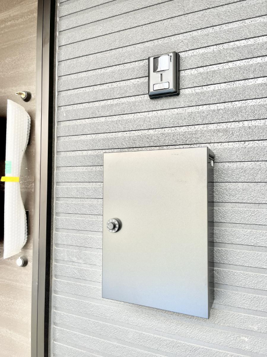 ���̑��@�V���v���f�U�C���̃|�X�g�B  