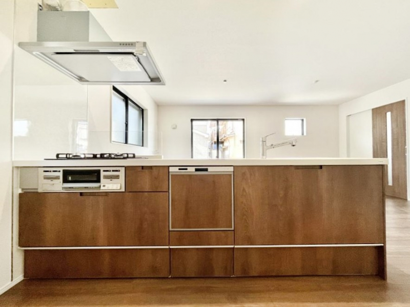 �L�b�`���@�������������I�ɁA�y�����I�V�X�e���L�b�`��  