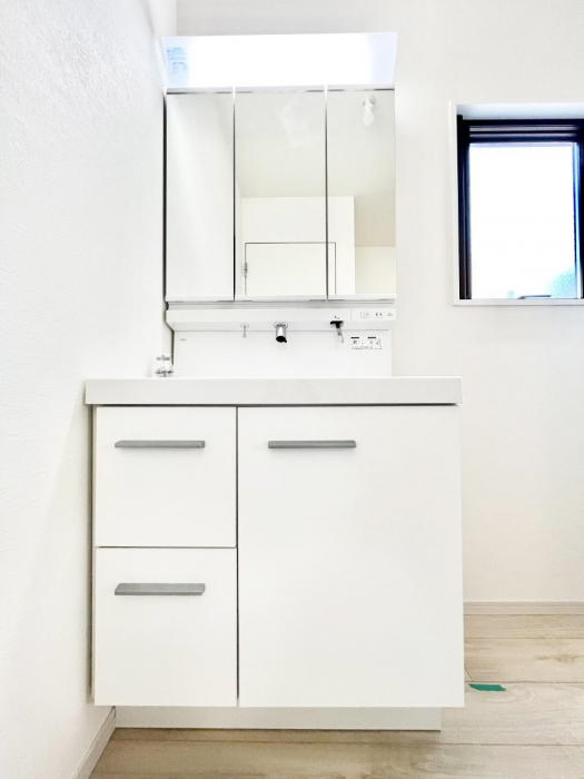 ���ʑ�E���ʏ��@���[�͂Ƌ@�\���ɗD�ꂽ���ʉ��ϑ�