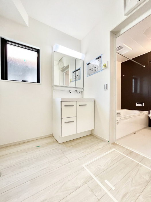 ���ʑ�E���ʏ��@�������̂�����K��Ԃł��B�����̐g�x�x���C�����ǂ����g�������܂��B 