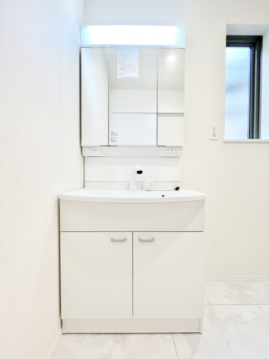 ���ʑ�E���ʏ��@�傫�����₷���O�ʋ��Ő�����������ʑ�́A�g�����Ȃ݃`�F�b�N�┧�̂������ɂ������߂ł��B 