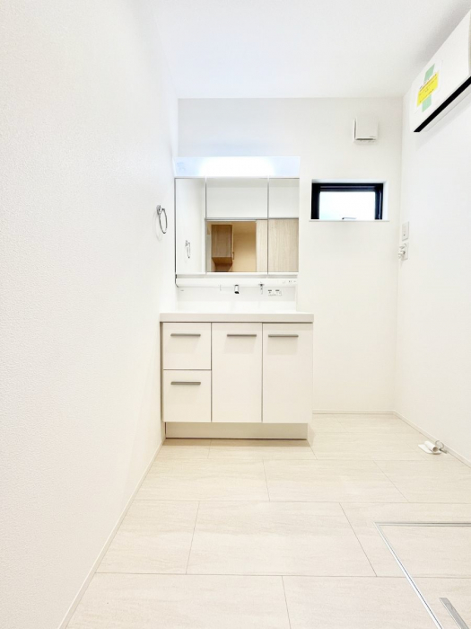 ���ʑ�E���ʏ��@���[�͂Ƌ@�\���ɗD�ꂽ���ʉ��ϑ�