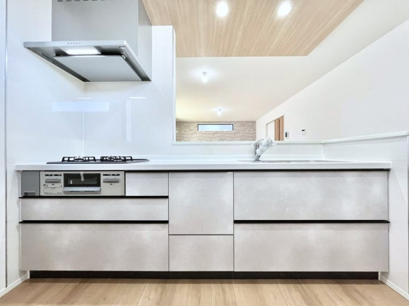 �L�b�`���@�������������I�ɁA�y�����I�V�X�e���L�b�`��  