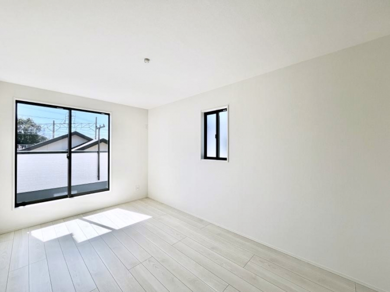 �Q���@�g���₷���`�Ńx�b�g��Ƌ�̒u�����ɂ����邱�Ƃ�����܂���B   