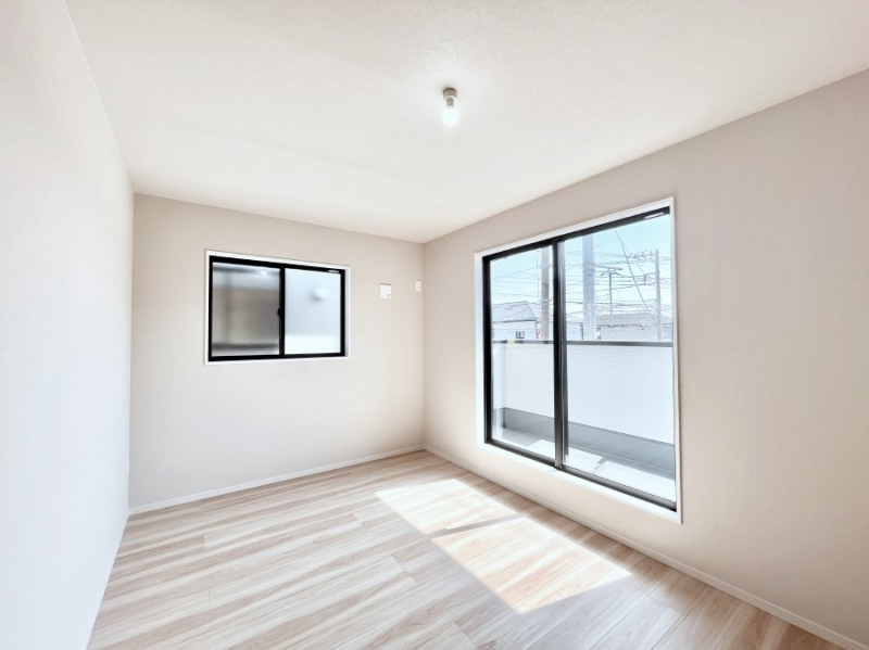 ���̑����ρ@���邢�o���R�j�[�T�C�h�ɗm����ݒu�B�ڊo�߂̗ǂ��Q���ɁB 