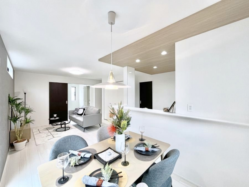 ���̑����ρ@��������̗ǂ����r���O�B���C�ɓ���̃O���[��������΍X�ɐS�n�悳���A�b�v�I