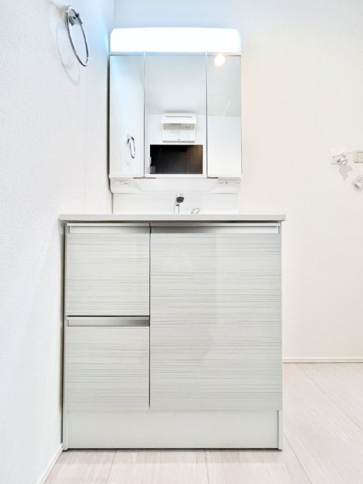 ���ʑ�E���ʏ��@�傫�����₷���O�ʋ��Ő�����������ʑ�́A�g�����Ȃ݃`�F�b�N�┧�̂������ɂ������߂ł��B 