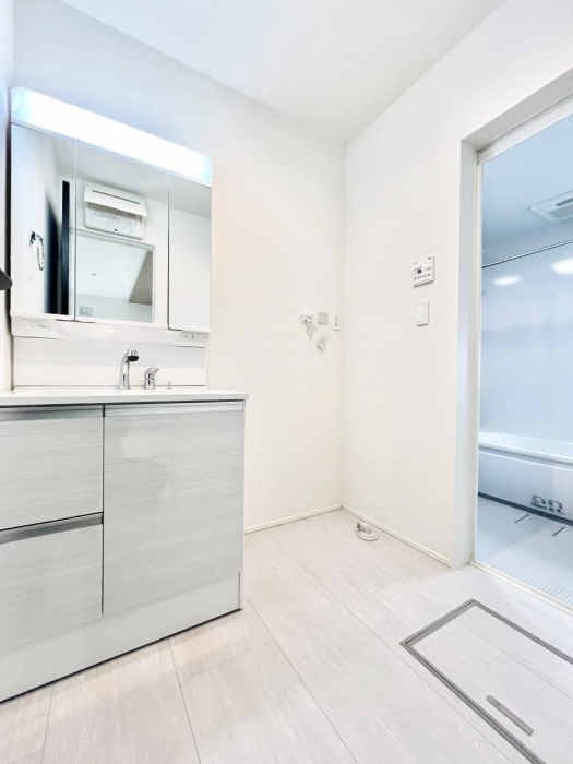 ���̑��@�������̂�����K��Ԃł��B�����̐g�x�x���C�����ǂ����g�������܂��B 