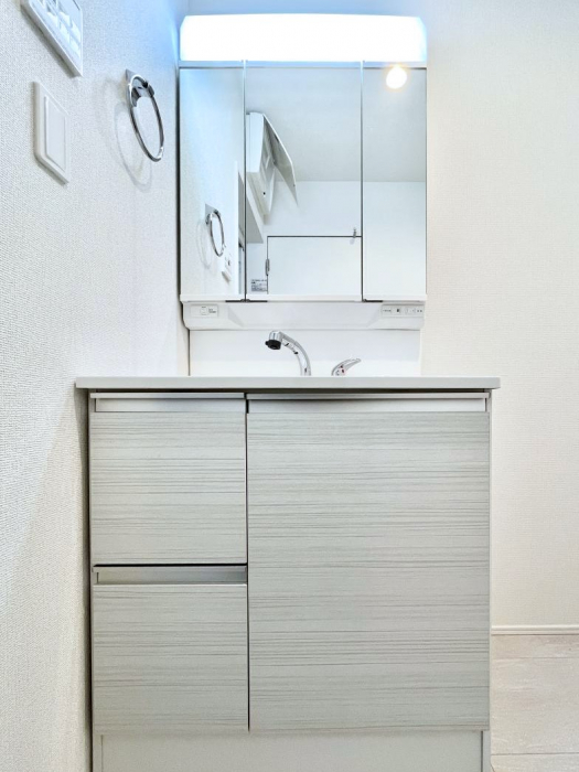 �L�b�`���@�������������I�ɁA�y�����I�V�X�e���L�b�`��  