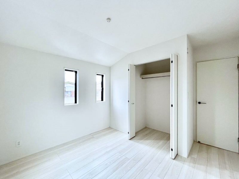 �q�������@�q�������ɂ��������߂Ȏ��[�X�y�[�X�����Ղ�̋���