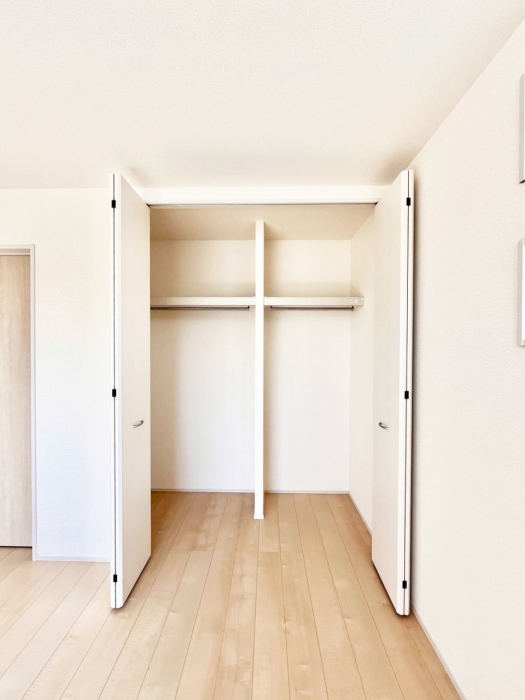 ���[�@�����Ղ�̎��[�X�y�[�X�ŉ��K�ɕ�点���� 