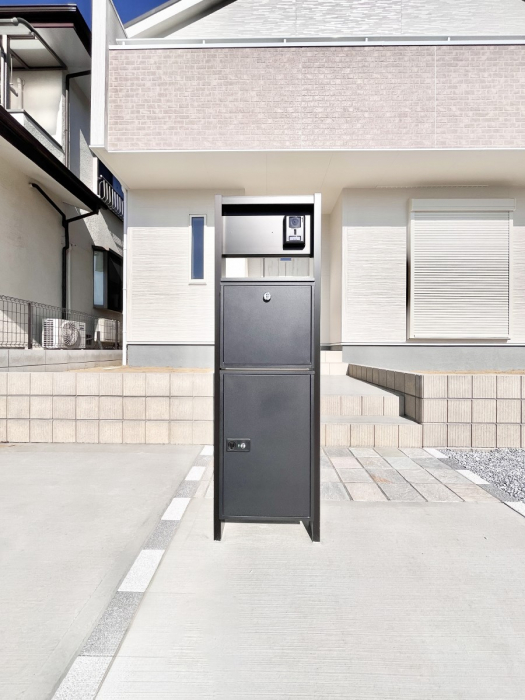 ���̑��@�\�D�E�C���^�[�z���E�|�X�g�E��z�a�n�w���ЂƂɏW��B�G���g�����X�ɂȂ��ރV���v���f�U�C���B