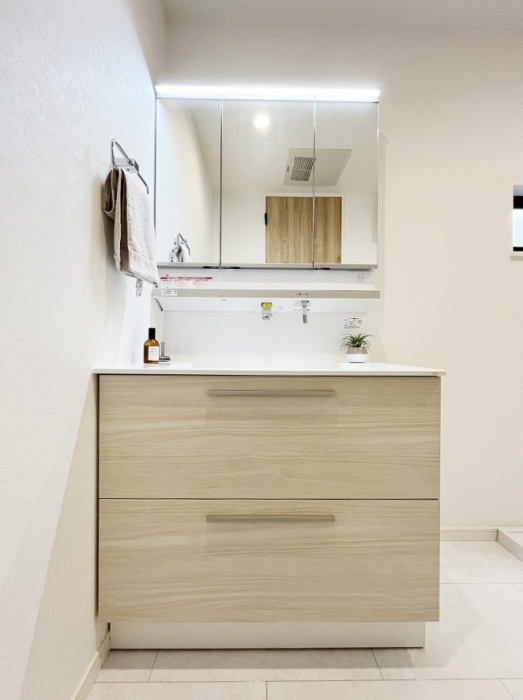 ���ʑ�E���ʏ��@���邢���ʏ��͖����̐g�x�x���y�����ł����Ⴂ�����ł��B