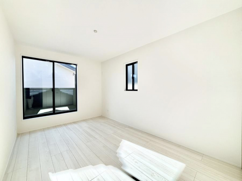 ���̑����ρ@�o���R�j�[���J�������v���X���Ă����m��  