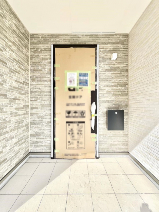 ���ց@��؂ȉƑ��A���q���o�}���錺�ցB