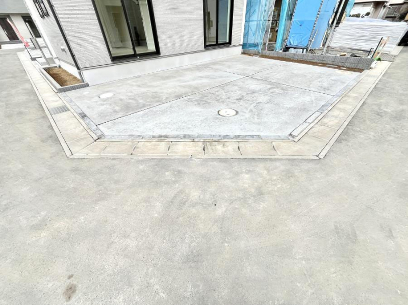 �@�����Ɍ������Ȃ����ԃX�y�[�X�B