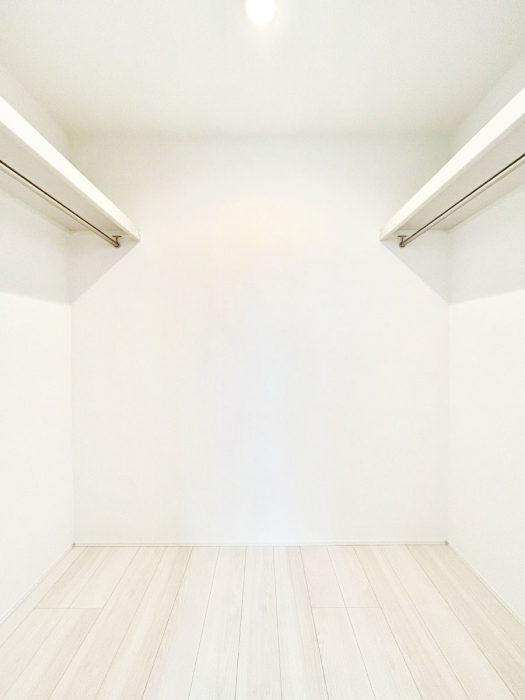 ���̑��@�ߗނ��n���K�[�Ɋ|�����܂܎��[�ł���WIC�B�ߗނ̐������ڂ����₷���ĕ֗��ł��I