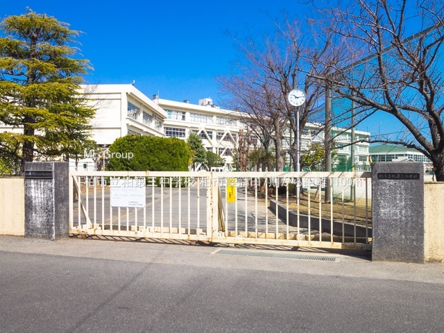 ���ӊ��@���w�Z 1100m ���s������O���w�Z