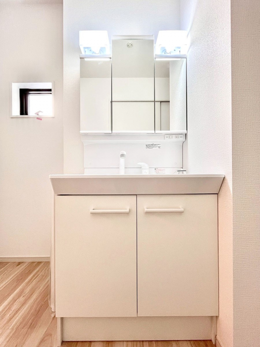 ���ʑ�E���ʏ��@�傫�����₷���O�ʋ��Ő�����������ʑ�́A�g�����Ȃ݃`�F�b�N�┧�̂������ɂ������߂ł��B 