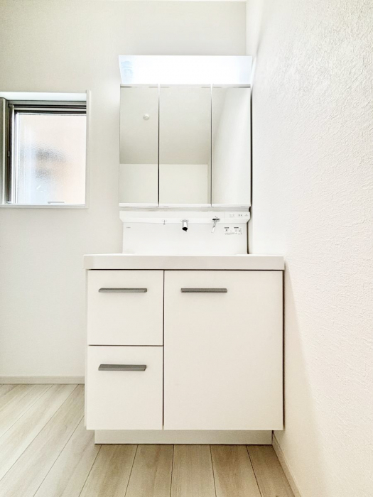 ���ʑ�E���ʏ��@���[�͂Ƌ@�\���ɗD�ꂽ���ʉ��ϑ�