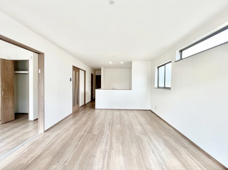 ���̑����ρ@�V���v���ȃf�U�C���Ȃ̂ŃC���e���A���l����̂��y���݂ł��ˁI