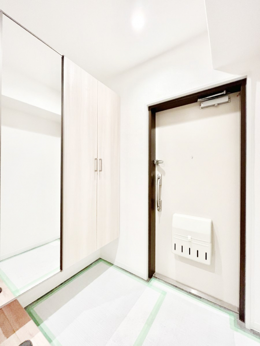 ���ց@���Ƒ��₨�q�l���C�����悭���o�}���ł��鉸�₩�ȕ��͋C�̌��ւł��B